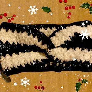 Black and white crochet handmade headband